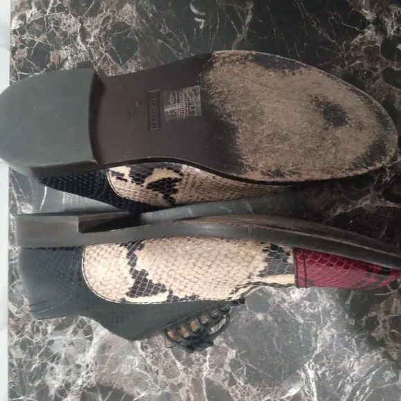 Marc Jacobs Oxfords size 8 - Picture 5 of 8